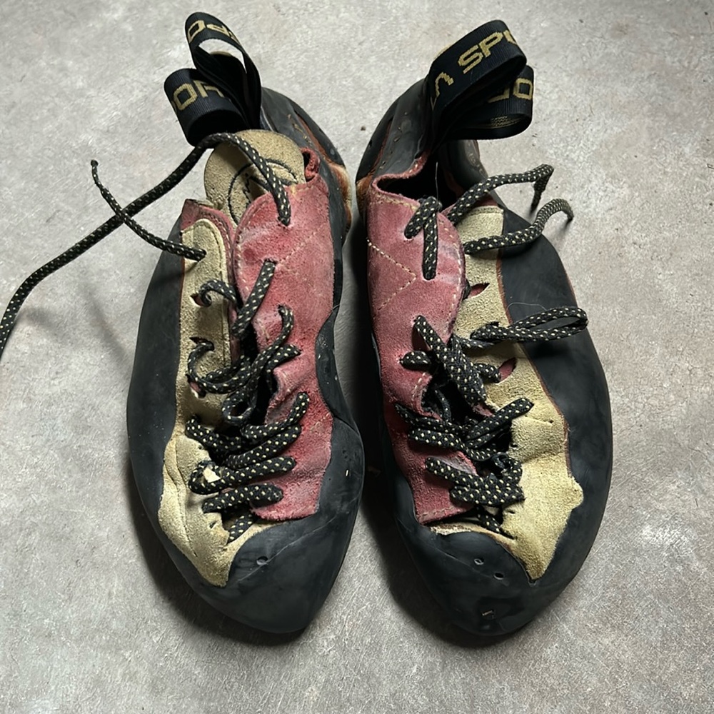 Testarossa La sportiva climbing shoes